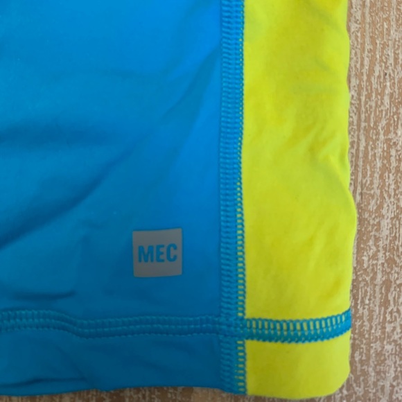 Toddler MEC Swim Top 4T UV Resistant - Picture 2 of 4